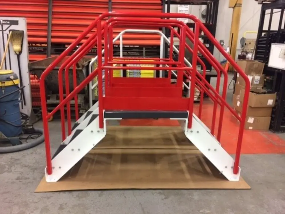 Innovative Conveyor Crossovers for an Innovative Electric Auto Manufacturer